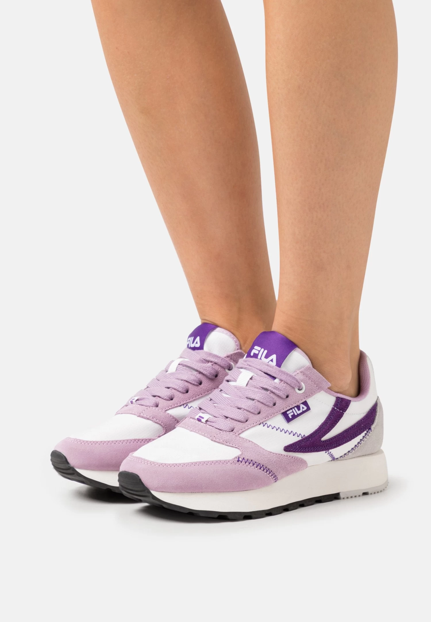 Fila Run Formation- Trainers - White/Fair Orchid