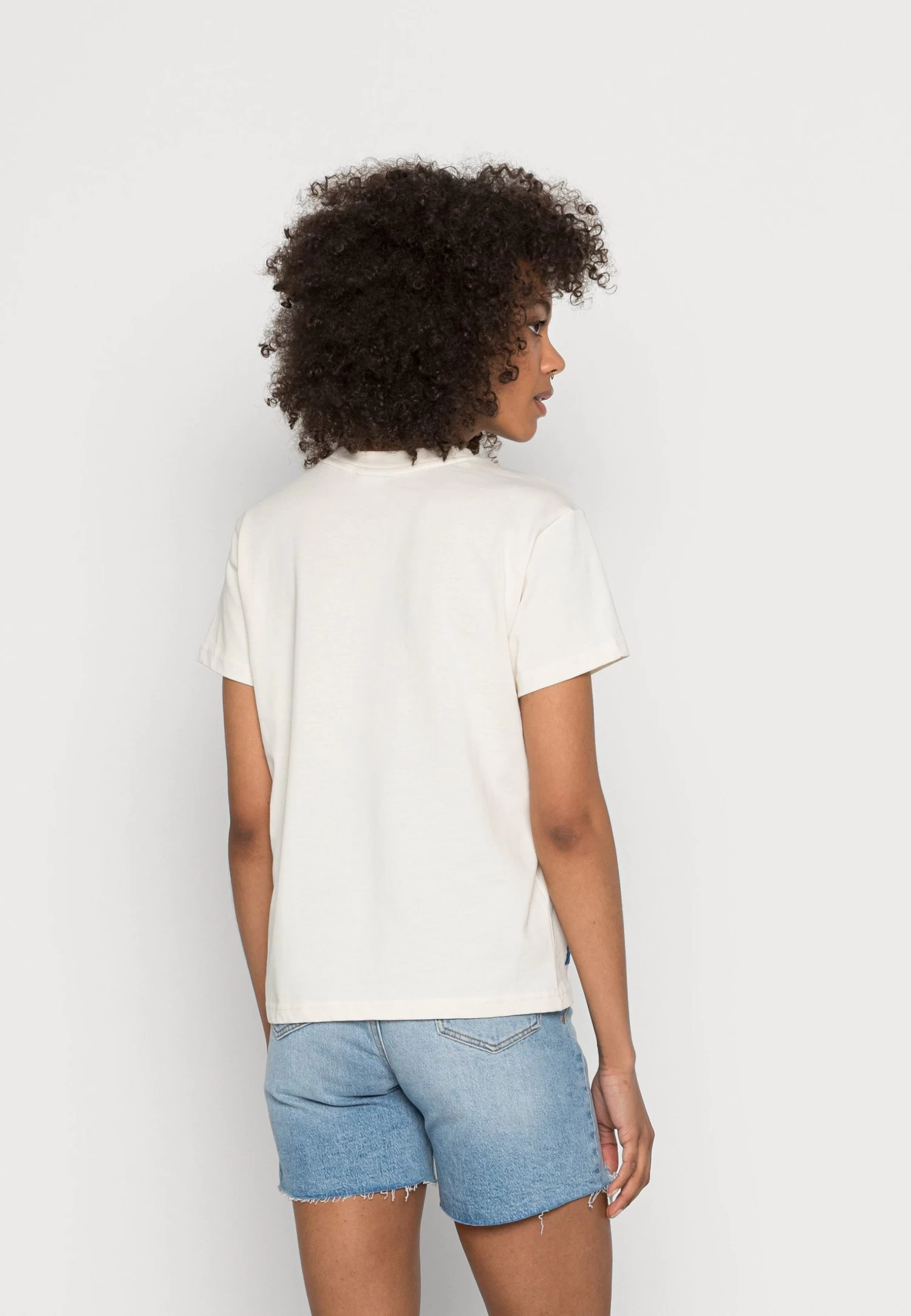 Fila Tetovo Tee - Basic T-Shirt - Sweet Corn - Image 3