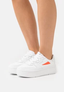 Fila Fxventuno Platform Wmn - Trainers - White/Fiery Coral