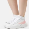 Fila Highflyer Mid - High-Top Trainers - White/Pale Rosette