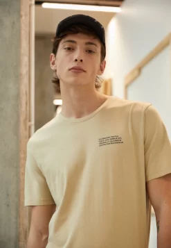 Fila Borne Regular Graphic Tee - Print T-Shirt - Fields Of Rye