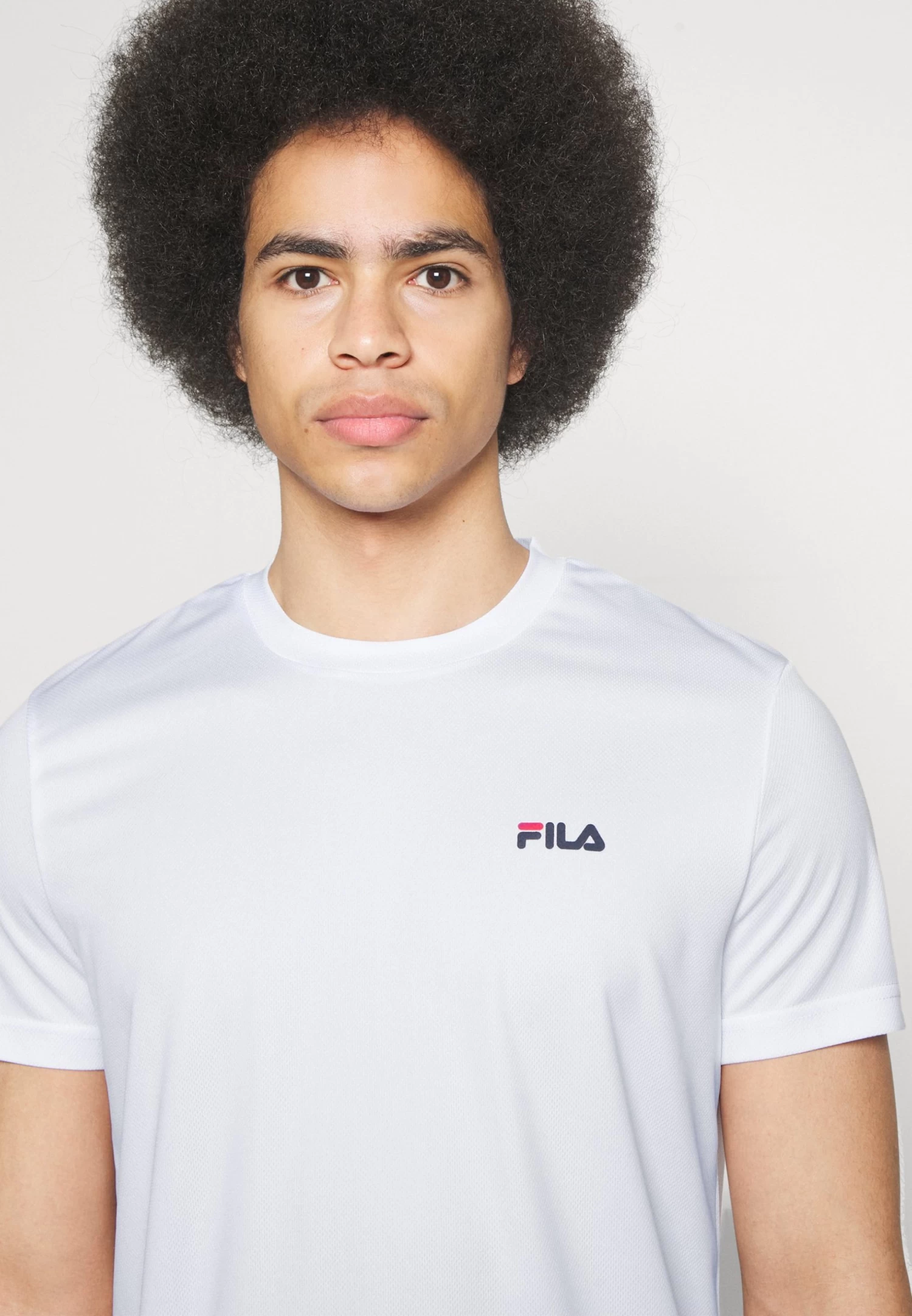 Fila Logo Small - Sports T-Shirt - White - Image 5