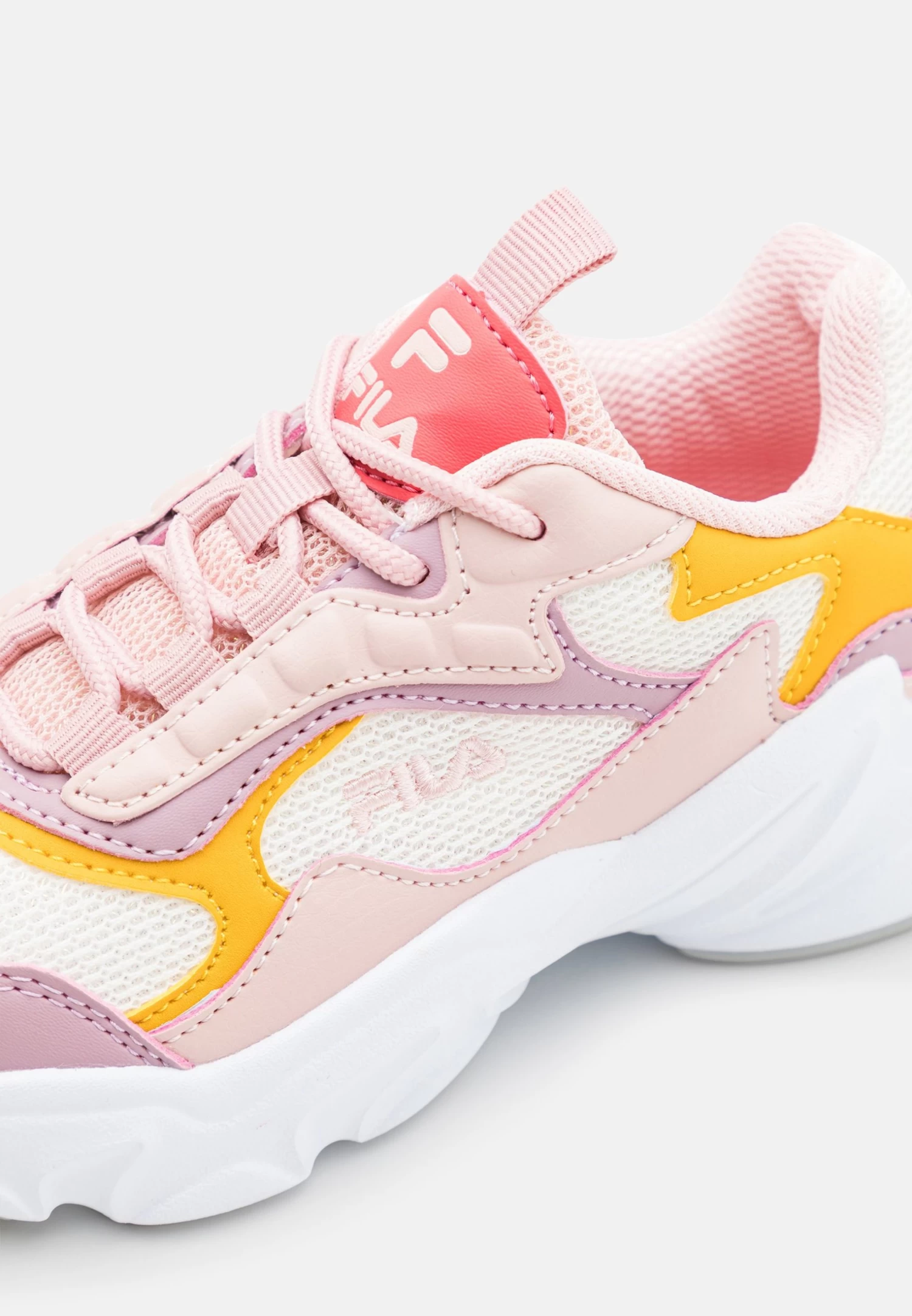 Fila Collene- Trainers - Marshmallow/Mauve Shadows - Image 6