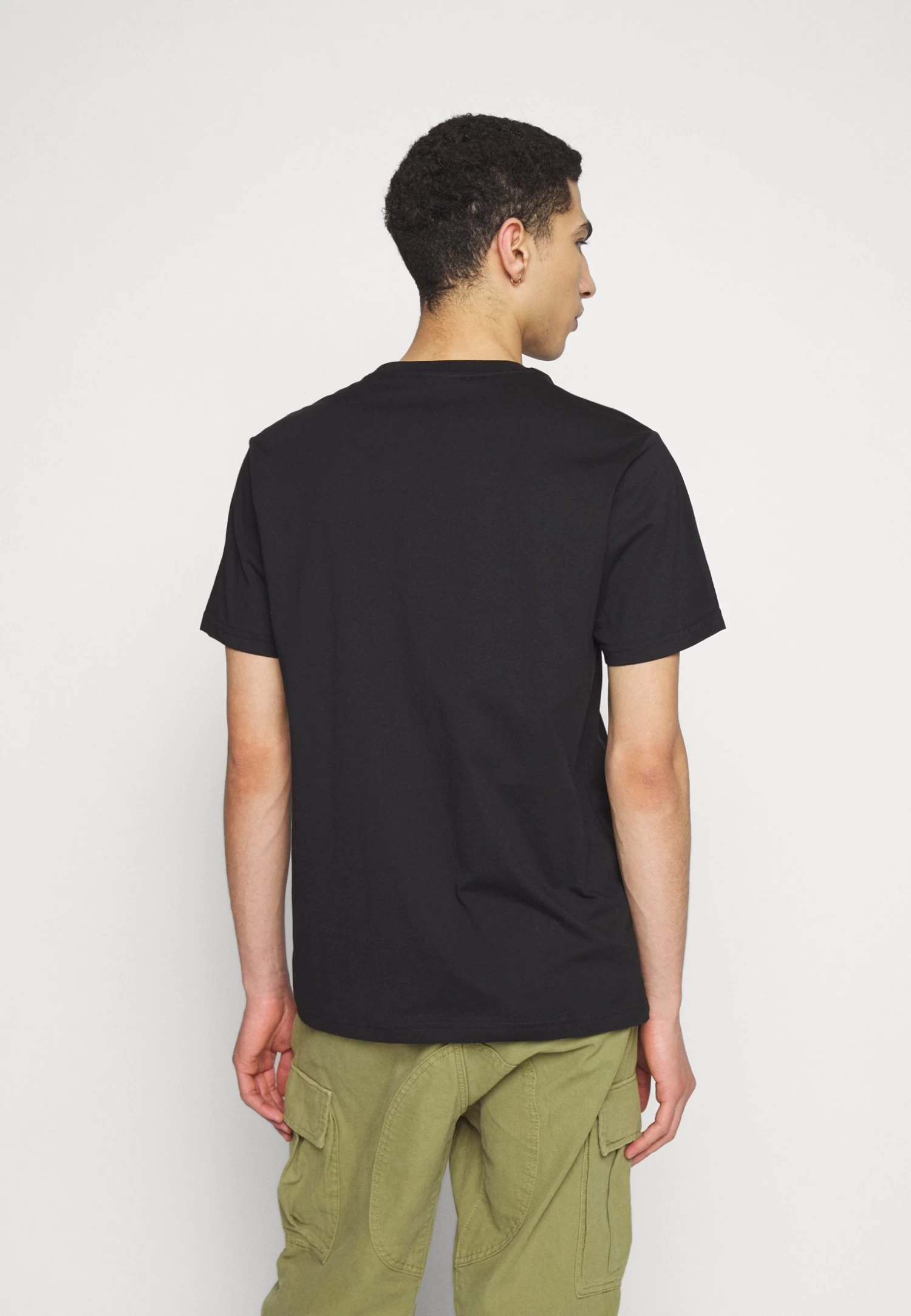 Fila Tee - Print T-Shirt - Black - Image 4