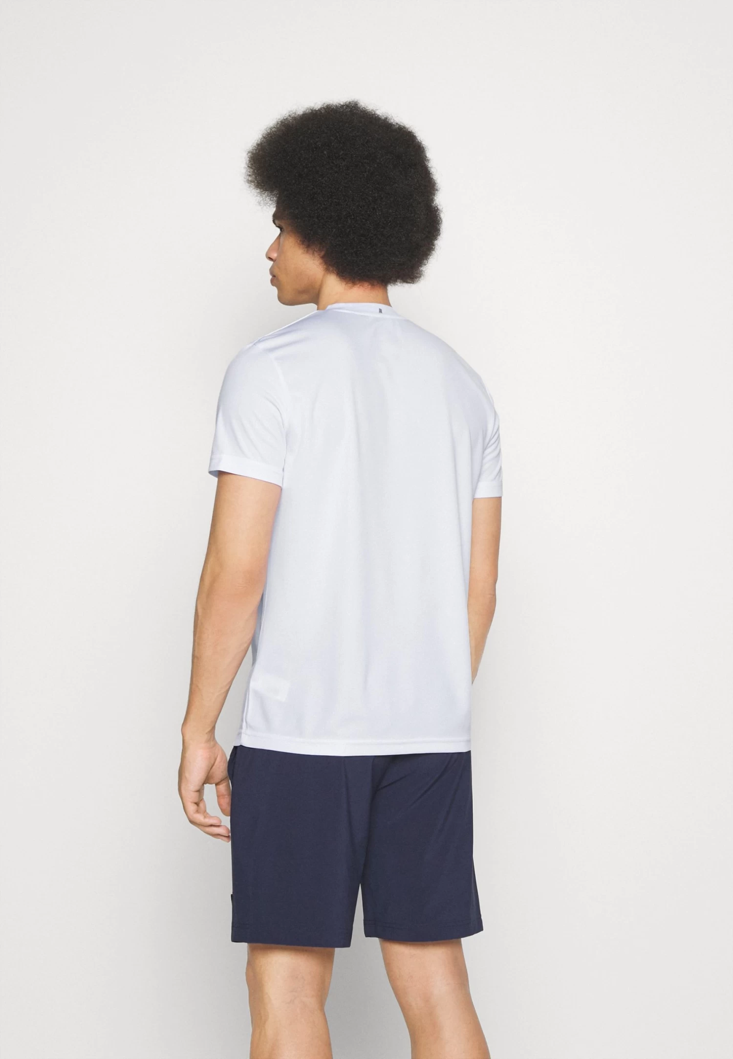 Fila Logo Small - Sports T-Shirt - White - Image 3